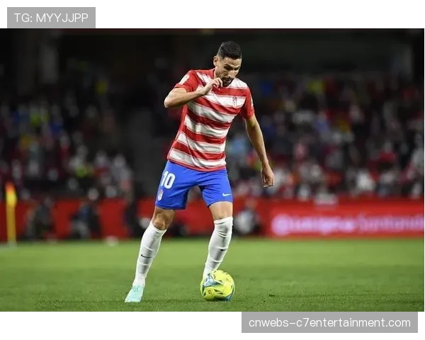 塞维利亚2-0战胜格拉纳达，取得保级路上的关键三分。