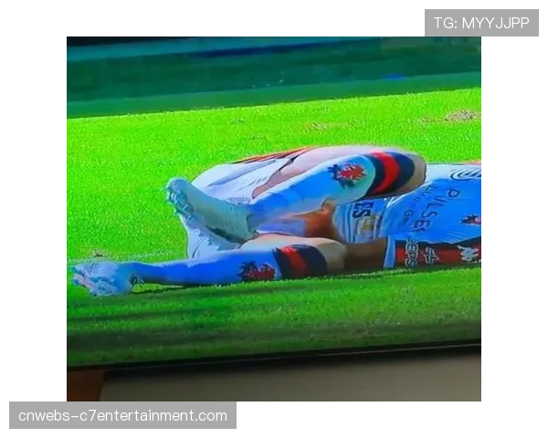 最新扫描结果显示，马赛中场韦勒图脚踝伤势比预期乐观